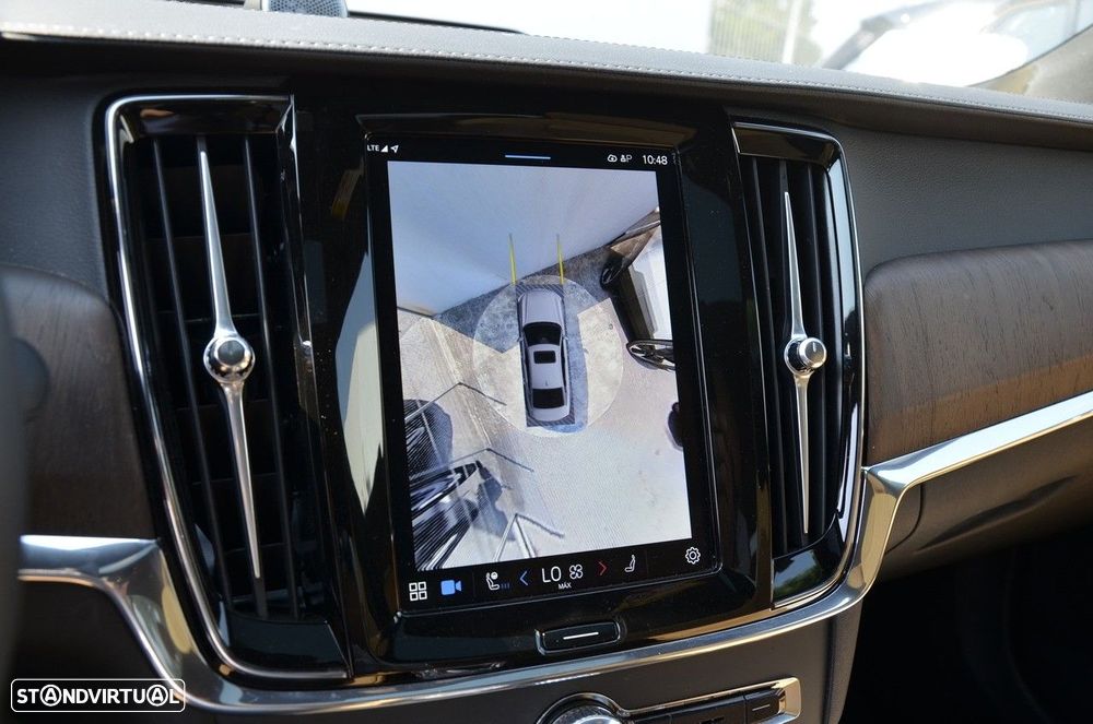 Volvo S90 2.0 T8 PHEV Plus Dark AWD - 35