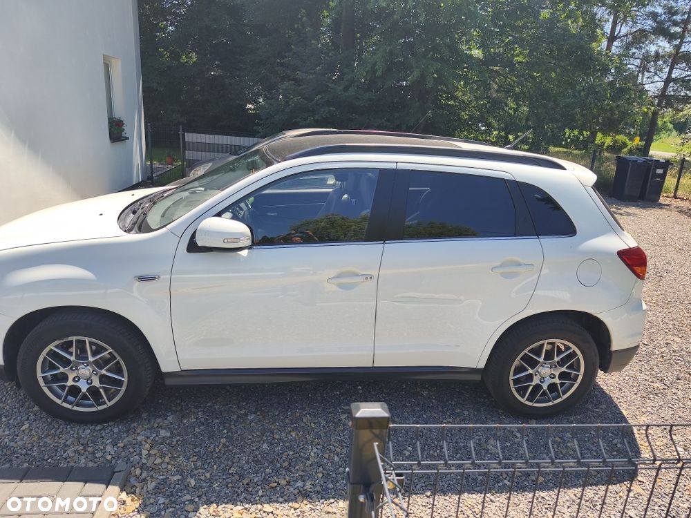 Mitsubishi ASX - 3