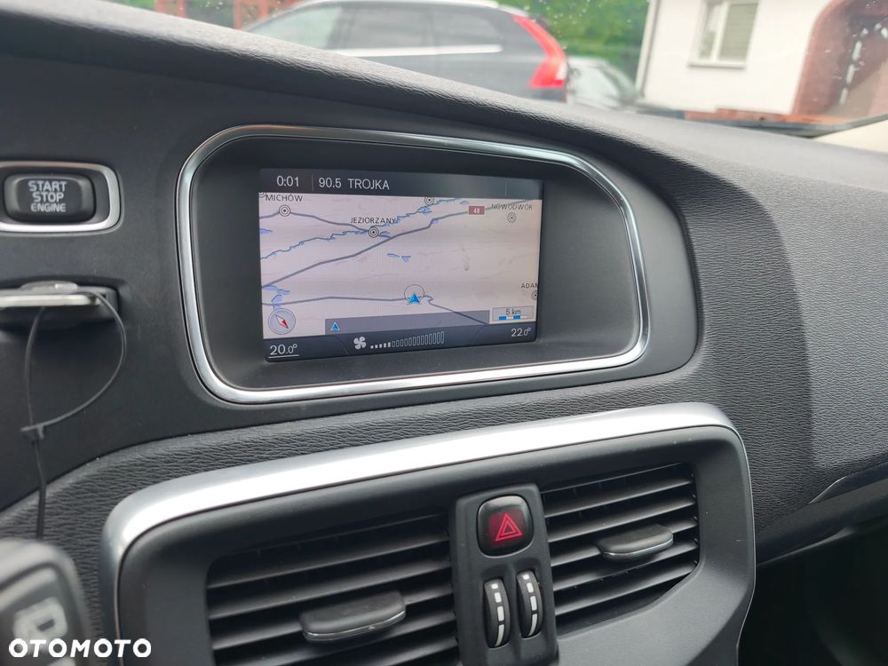 Volvo V40 D2 Momentum - 18
