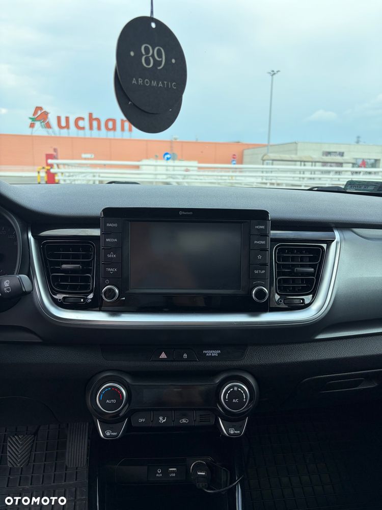 Kia Stonic 1.0 T-GDI L - 10