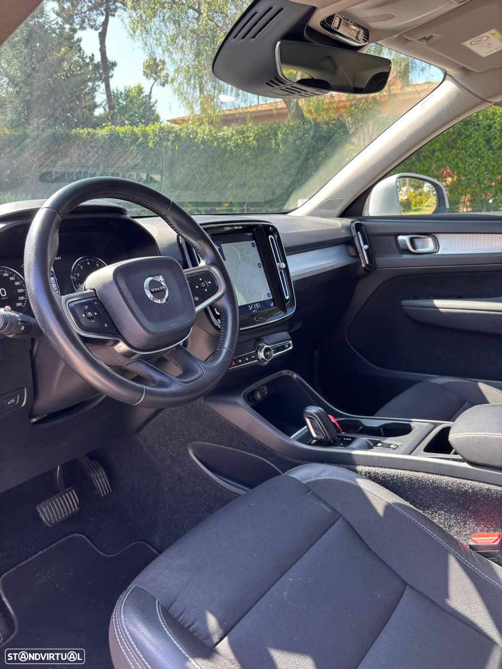 Volvo XC 40 1.5 T3 Momentum Plus Geartronic - 9