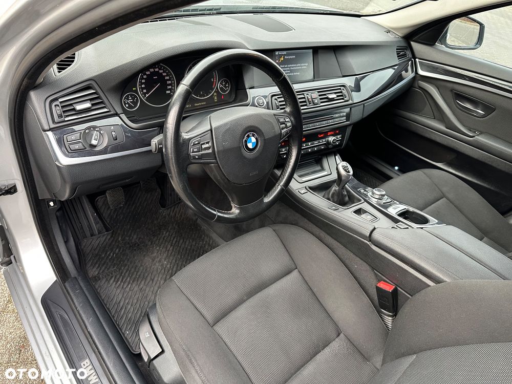 BMW Seria 5 520d Efficient Dynamics Edition - 17