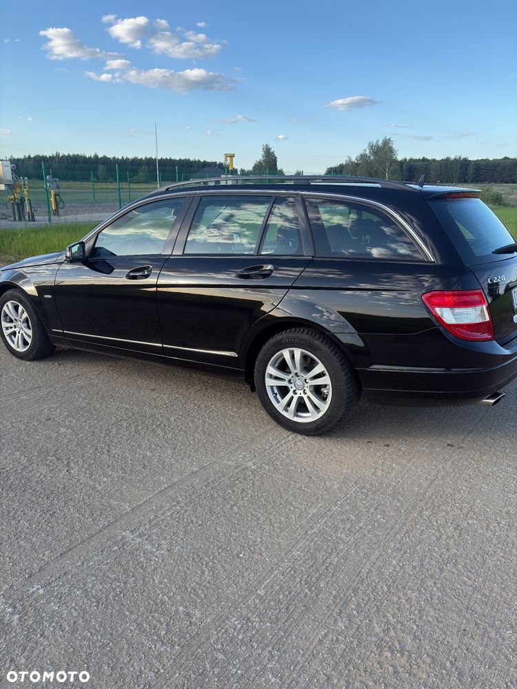 Mercedes-Benz Klasa C 220 CDI BlueEff Avantgarde - 3