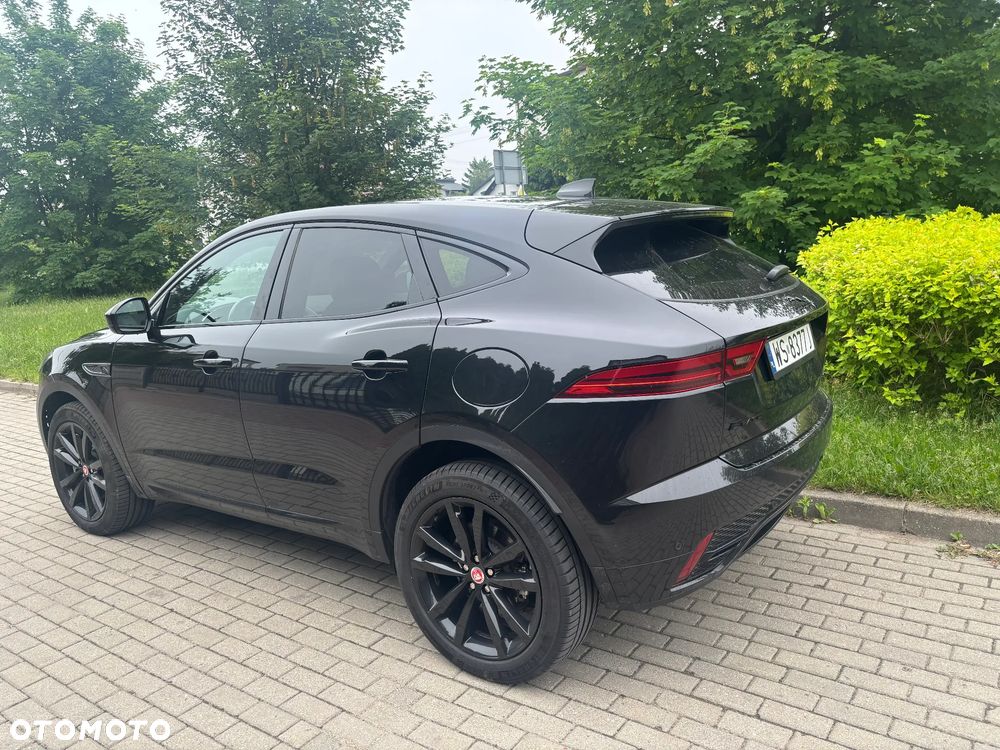 Jaguar E-Pace P300e AWD R-Dynamic S - 4