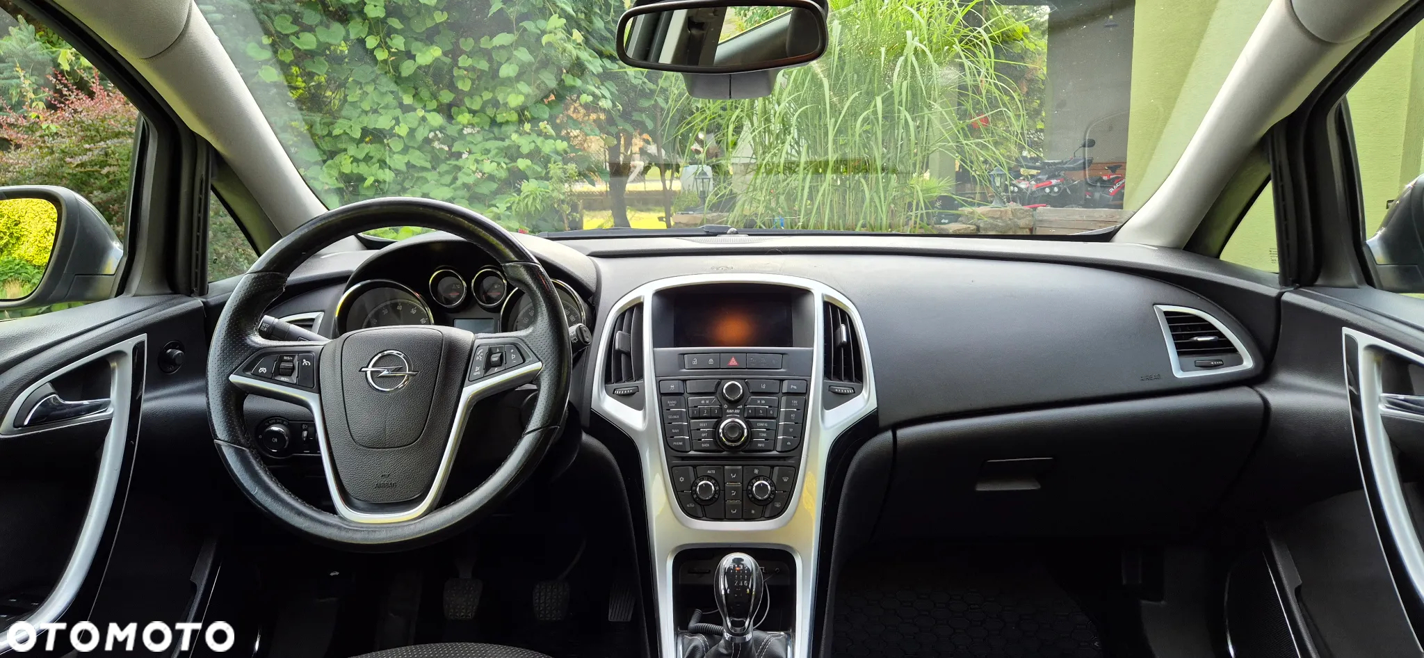 Opel Astra GTC 1.6 Turbo Innovation - 5