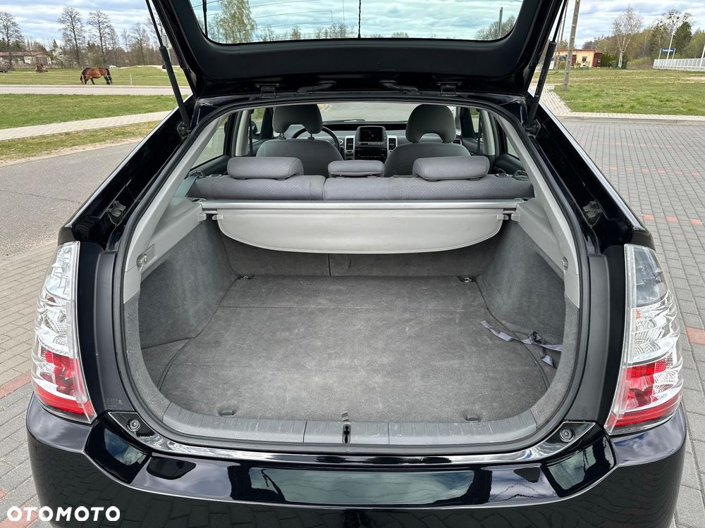 Toyota Prius 1.5 VVT-i Sol - 18