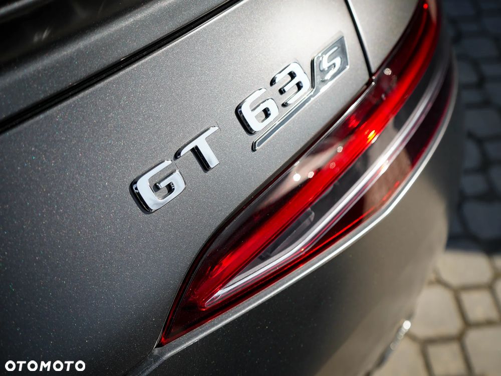 Mercedes-Benz AMG GT - 15