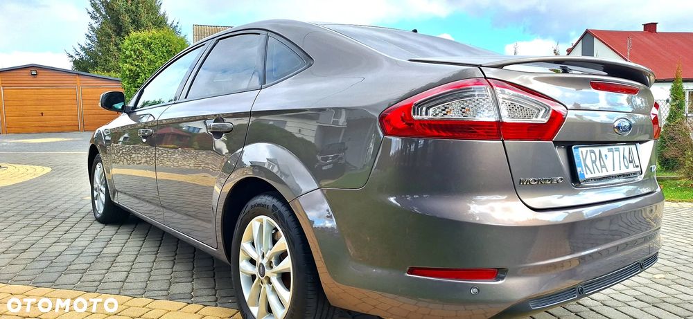 Ford Mondeo 1.6 T Ambiente - 10