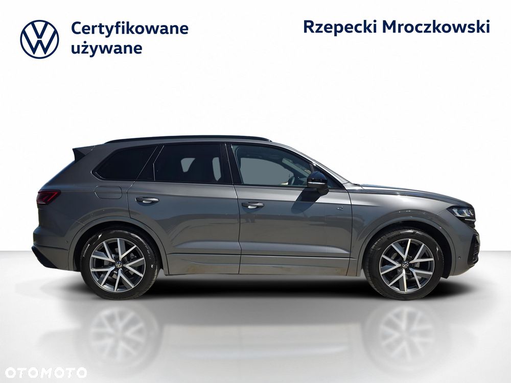 Volkswagen Touareg 3.0 V6 TDI 4Motion R-Line Final Edition - 8