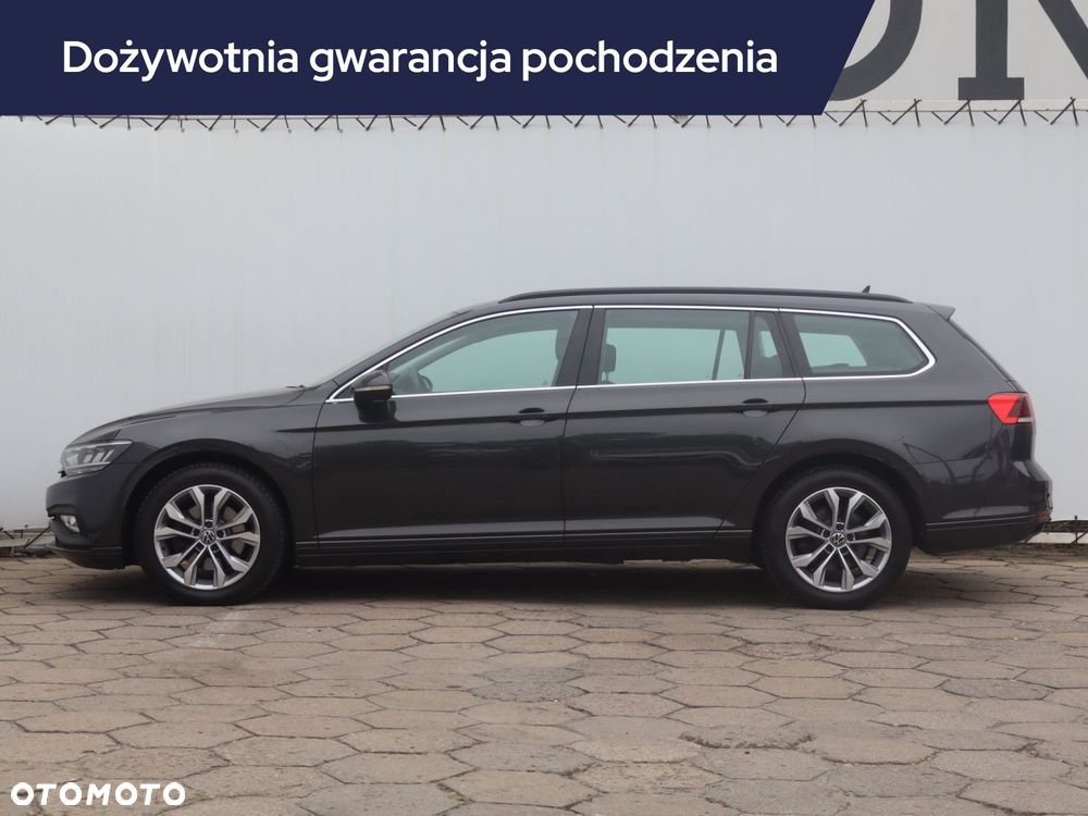 Volkswagen Passat Variant - 4