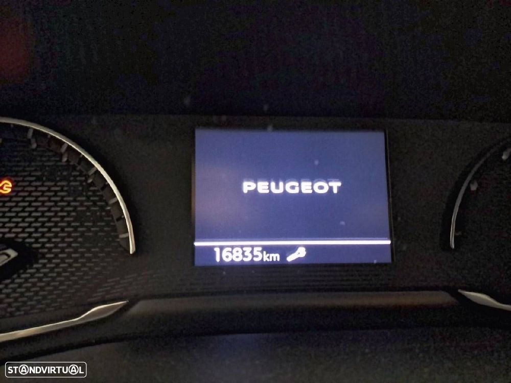 Peugeot 208 1.2 PureTech Active Pack - 13