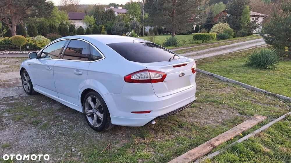 Ford Mondeo 2.0 TDCi Titanium - 24