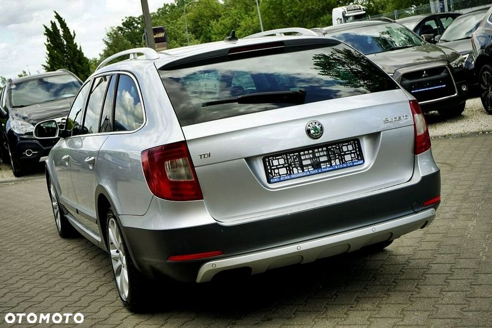 Skoda Superb 1.6 TDI Elegance - 4