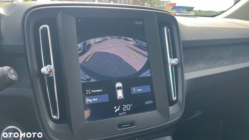 Volvo XC 40 T3 Momentum - 12