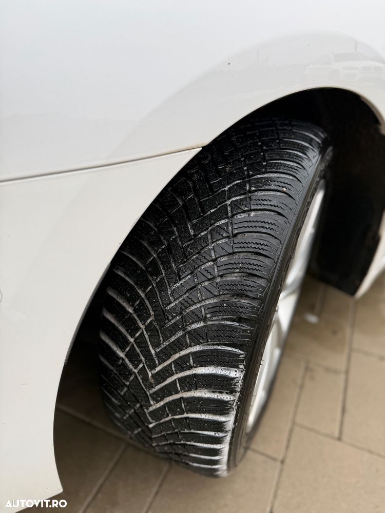 Hyundai i40 i40cw 2.0 Premium - 16