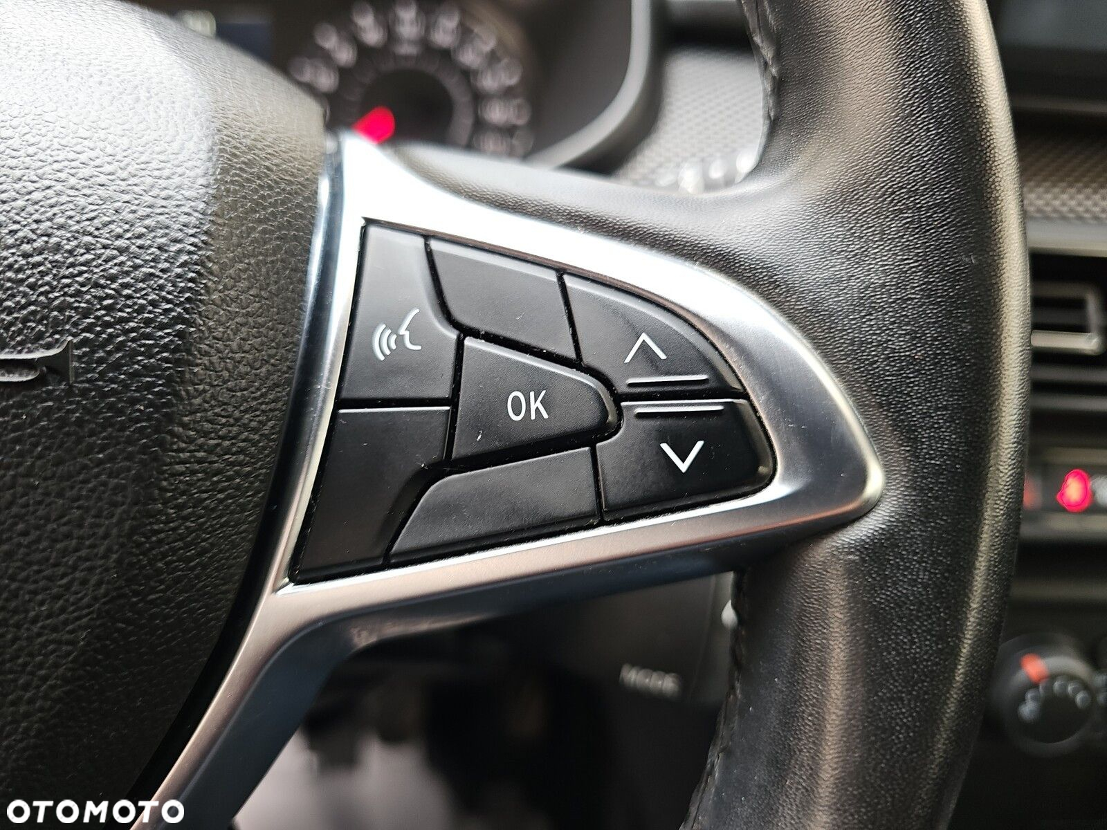 Dacia Sandero - 16