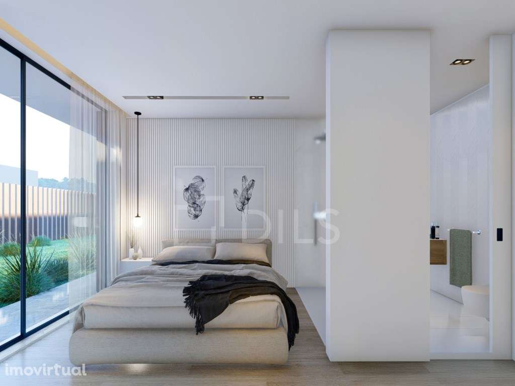 Moradia T3+1 independente, com jardim e 2 piscinas, na Verdizela - Grande imagem: 5/22