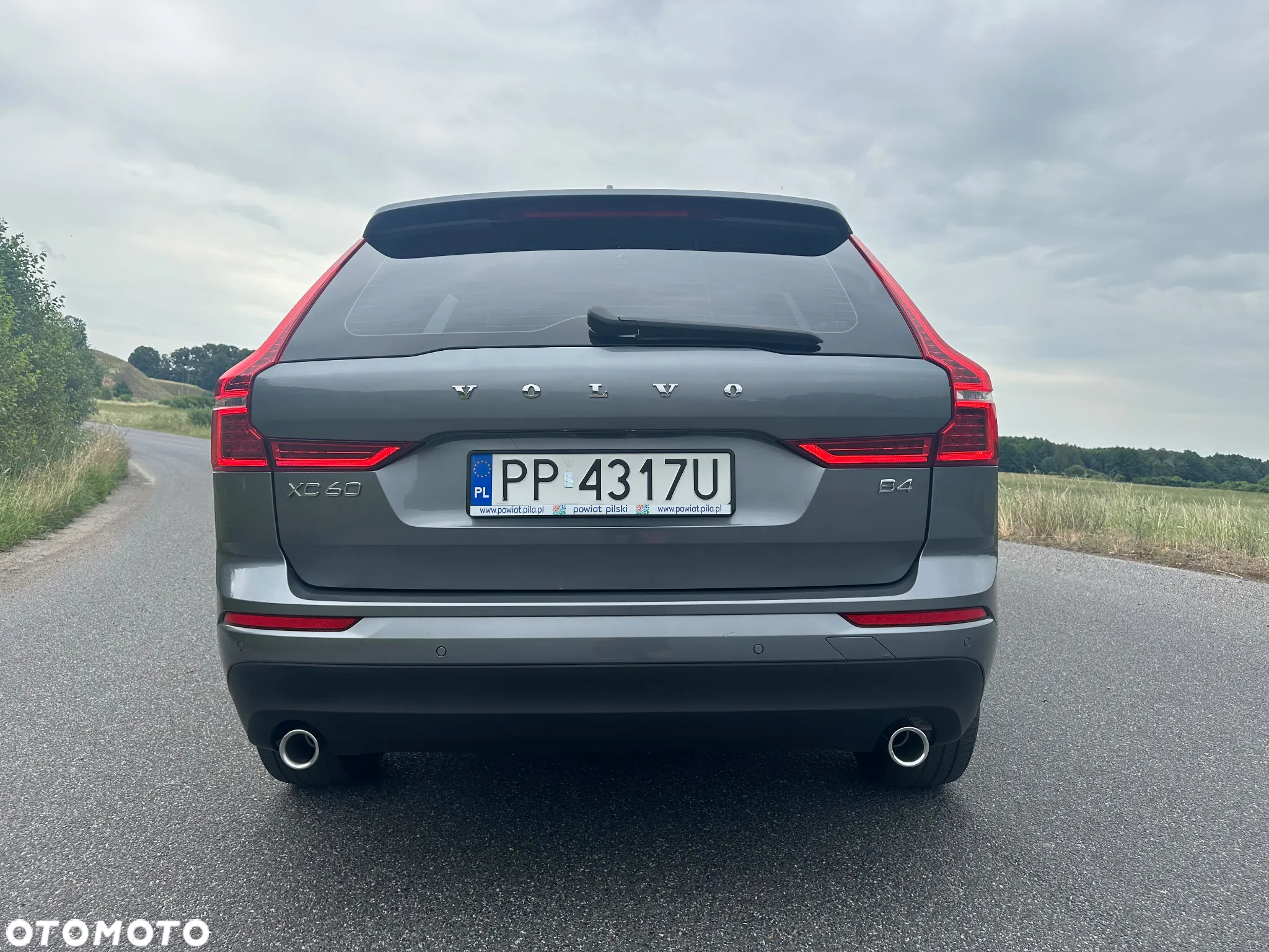 Volvo XC 60 B4 D Geartronic Momentum Pro - 5