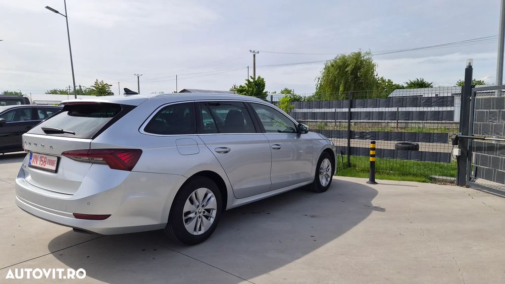 Skoda Octavia 2.0 TDI Style - 12