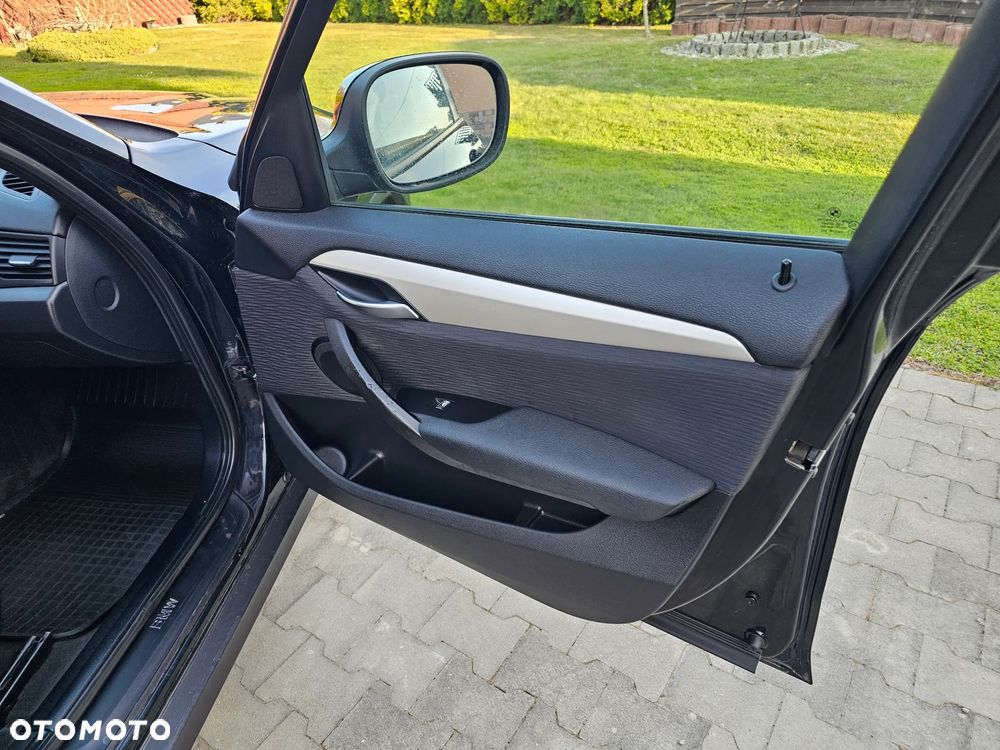 BMW X1 xDrive18d xLine - 26