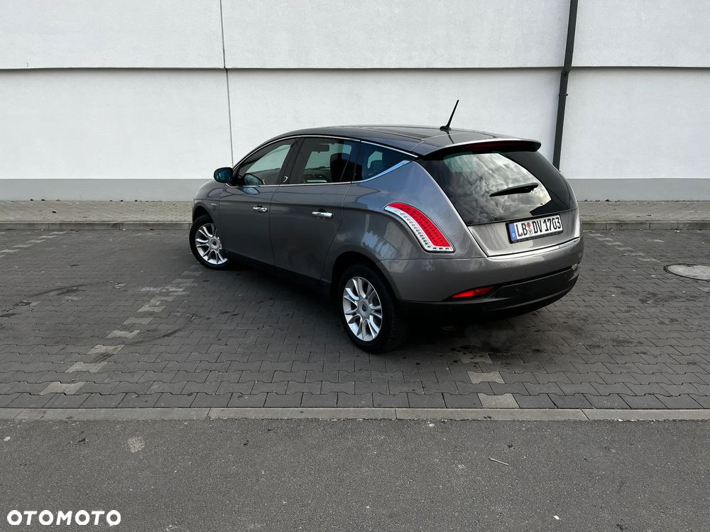 Lancia Delta 1.4 T-Jet Oro - 4