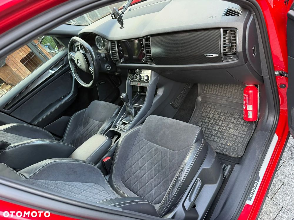 Skoda Kodiaq 2.0 TDI 4x4 Sportline 7os - 9
