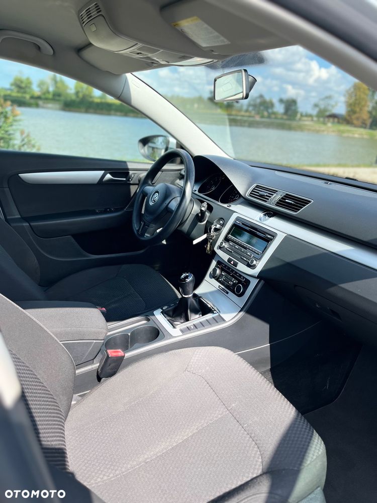 Volkswagen Passat 1.8 TSI Comfortline - 30