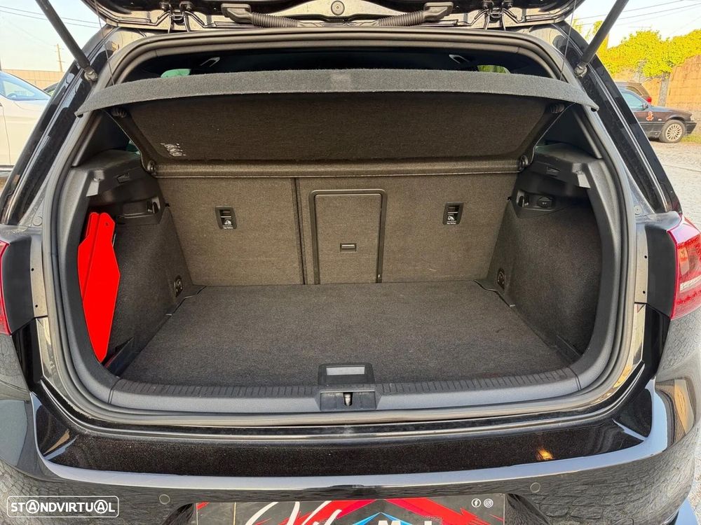VW Golf 2.0 TSI R DSG - 12