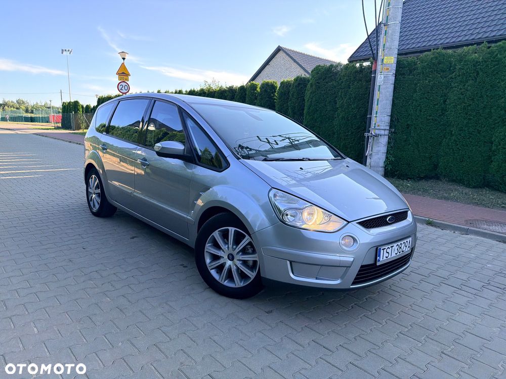 Ford S-Max 2.0 TDCi DPF Ambiente - 40