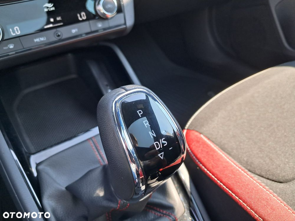 Skoda Kamiq 1.0 TSI Monte Carlo DSG - 33