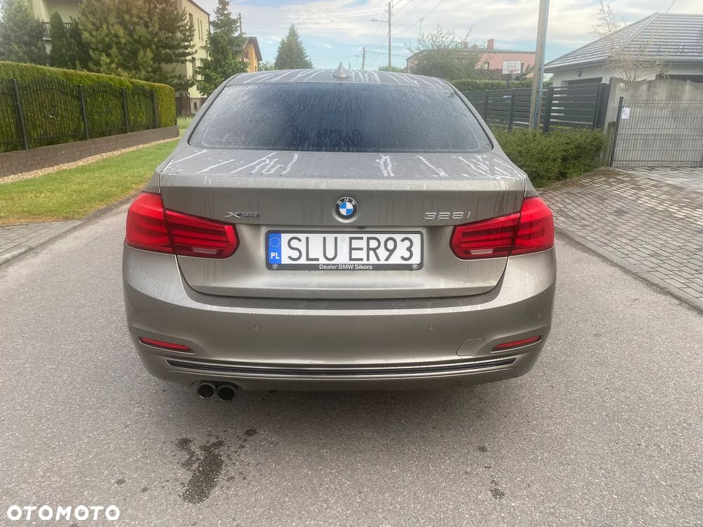 BMW Seria 3 328i xDrive Sport-Aut Sport Line - 5