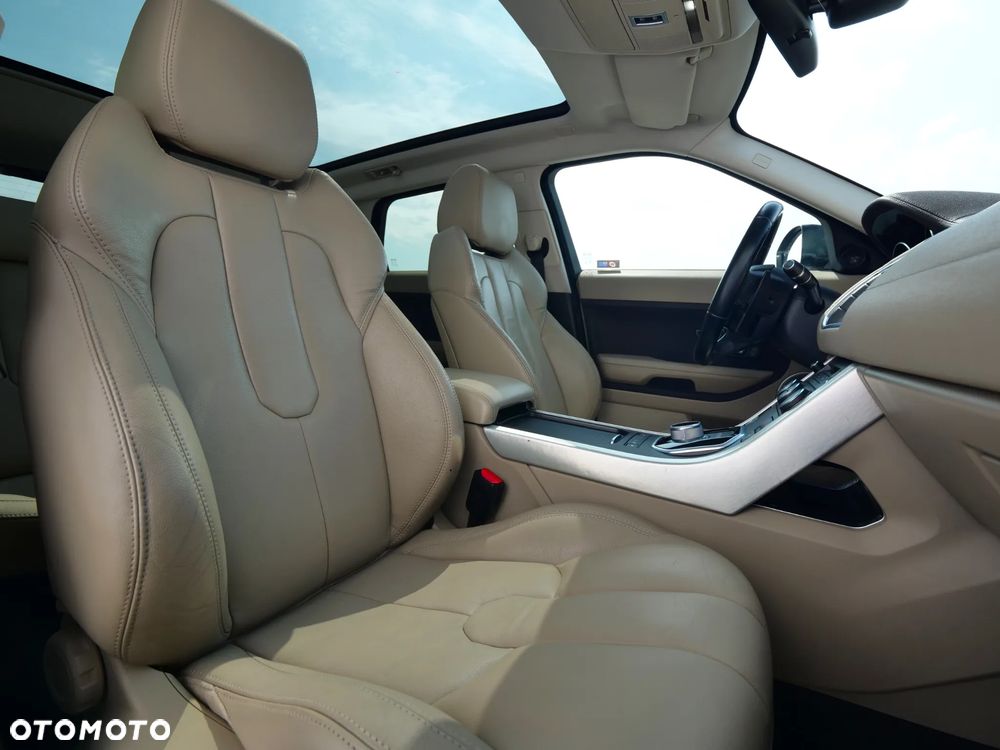 Land Rover Range Rover Evoque - 20