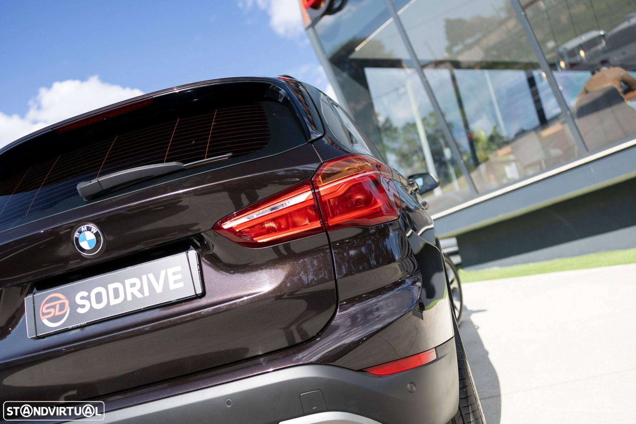 BMW X1 16 d sDrive Line xLine - 47