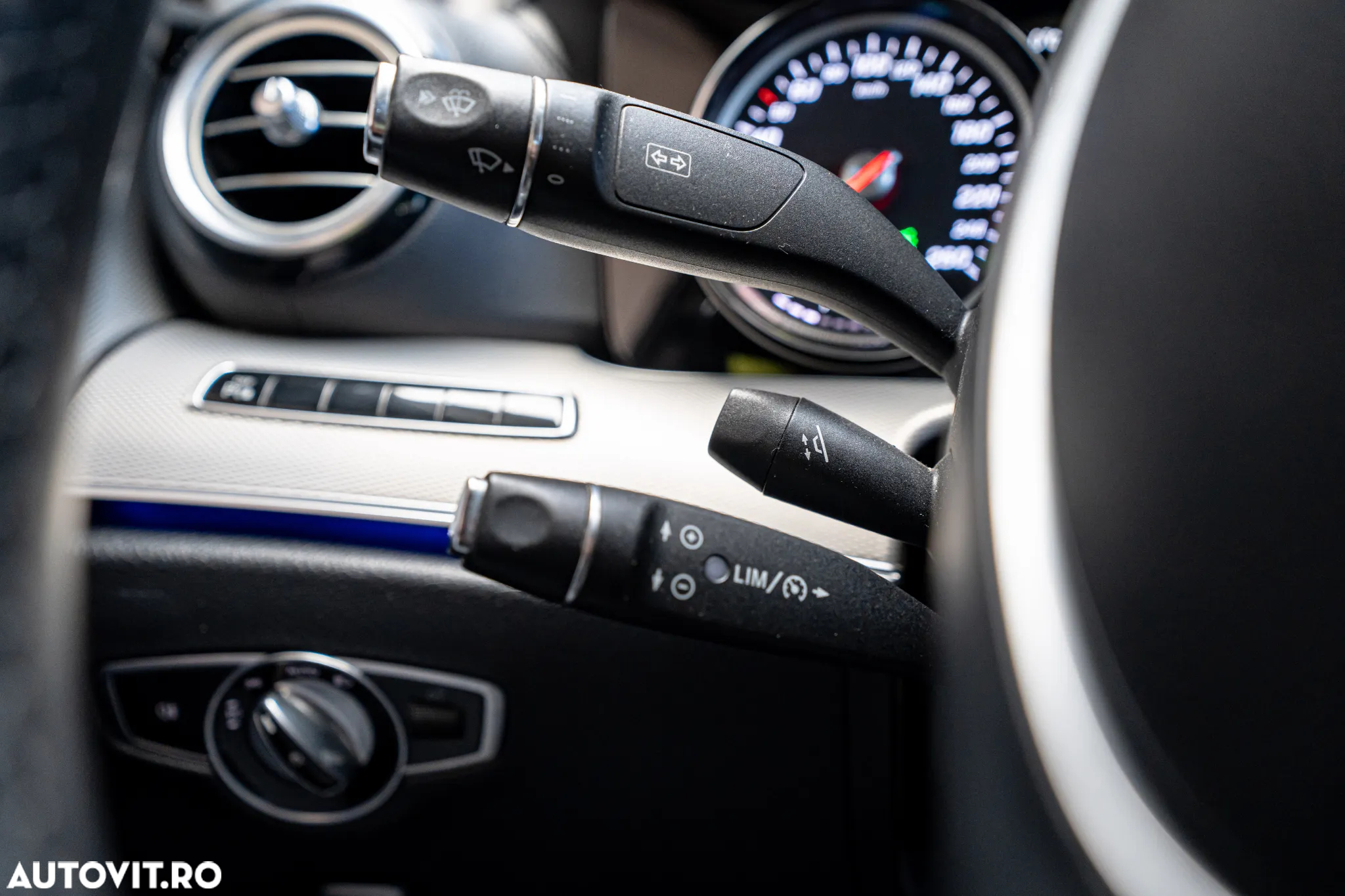 Mercedes-Benz E 350 D 9G-TRONIC Exclusive - 12