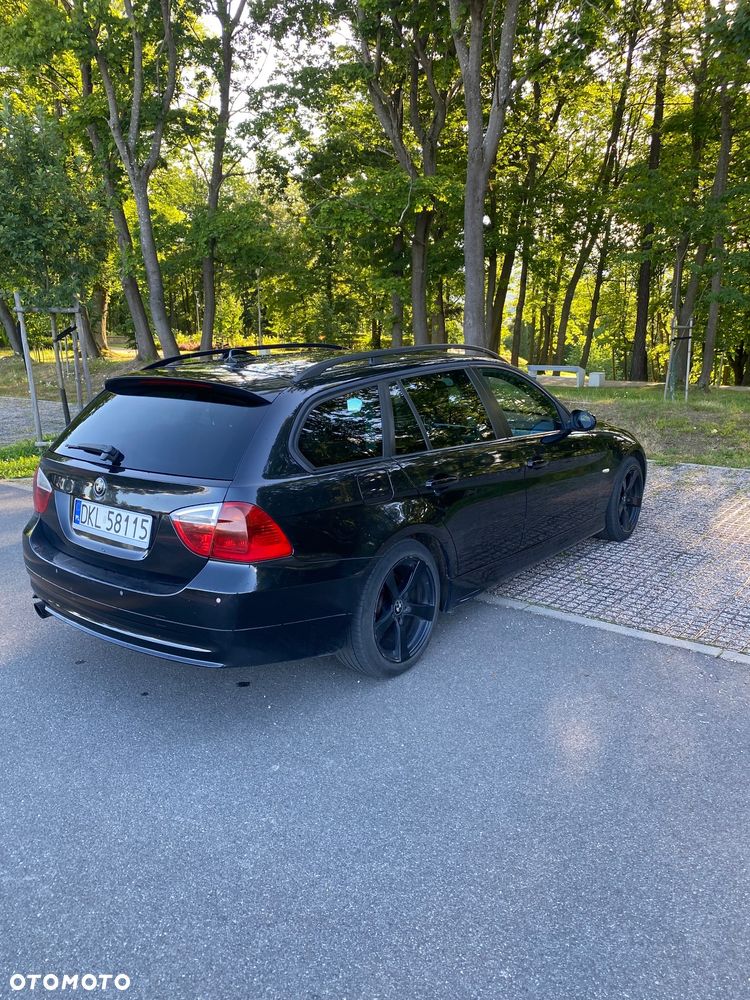 BMW Seria 3 320d - 5
