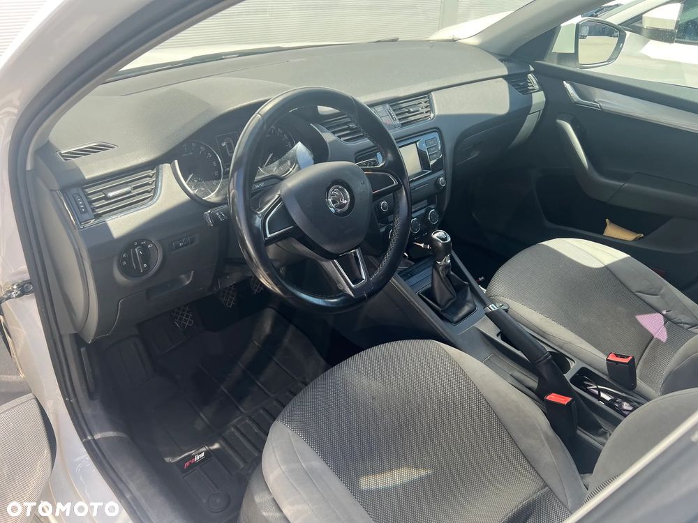 Skoda Octavia 1.6 TDI Active - 7