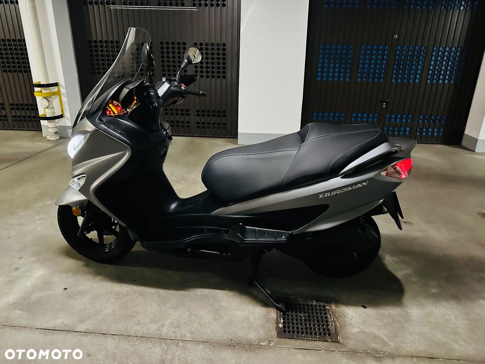 Suzuki Burgman - 31