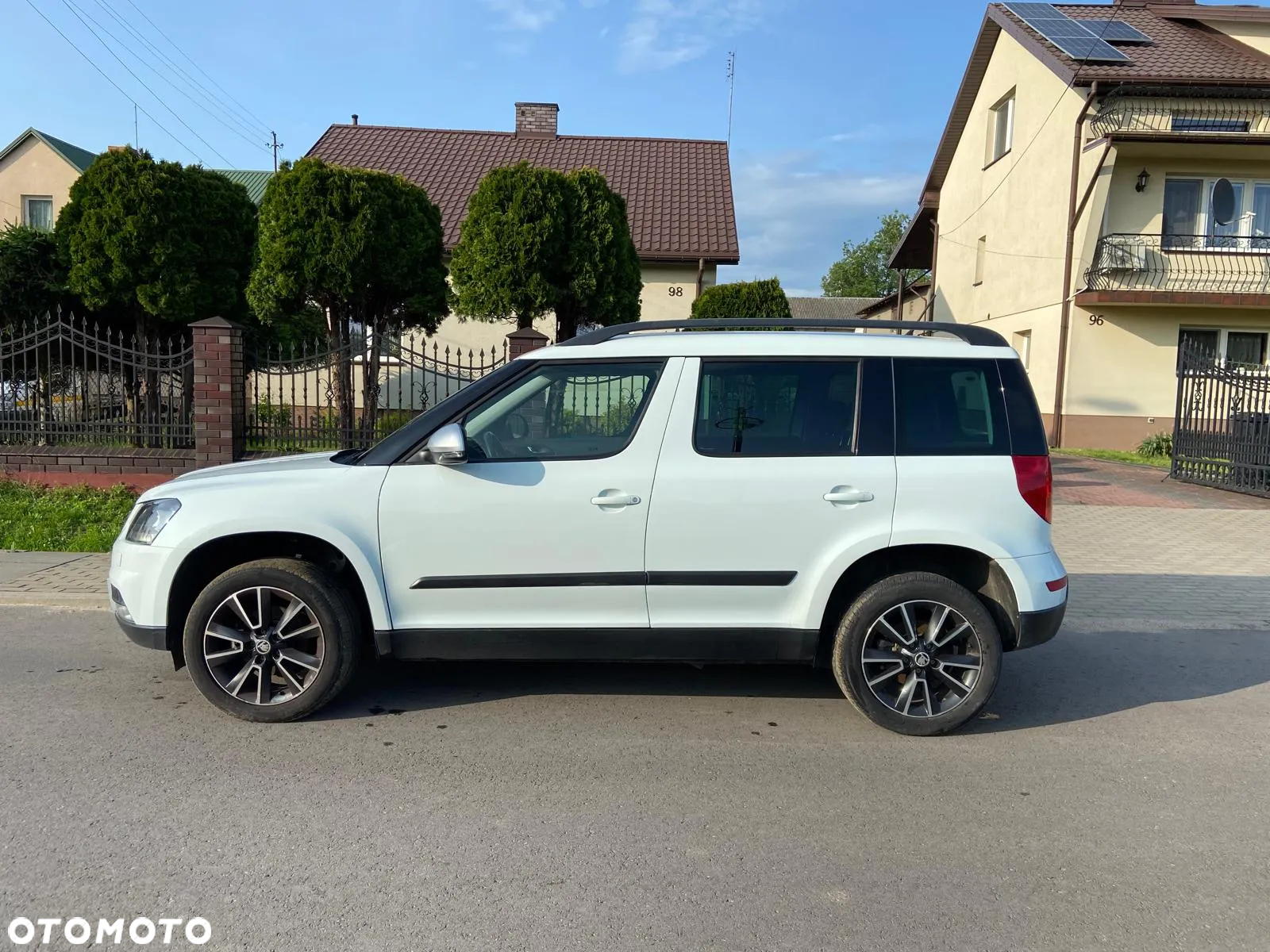 Skoda Yeti 2.0 TDI SCR 4x2 Active - 4