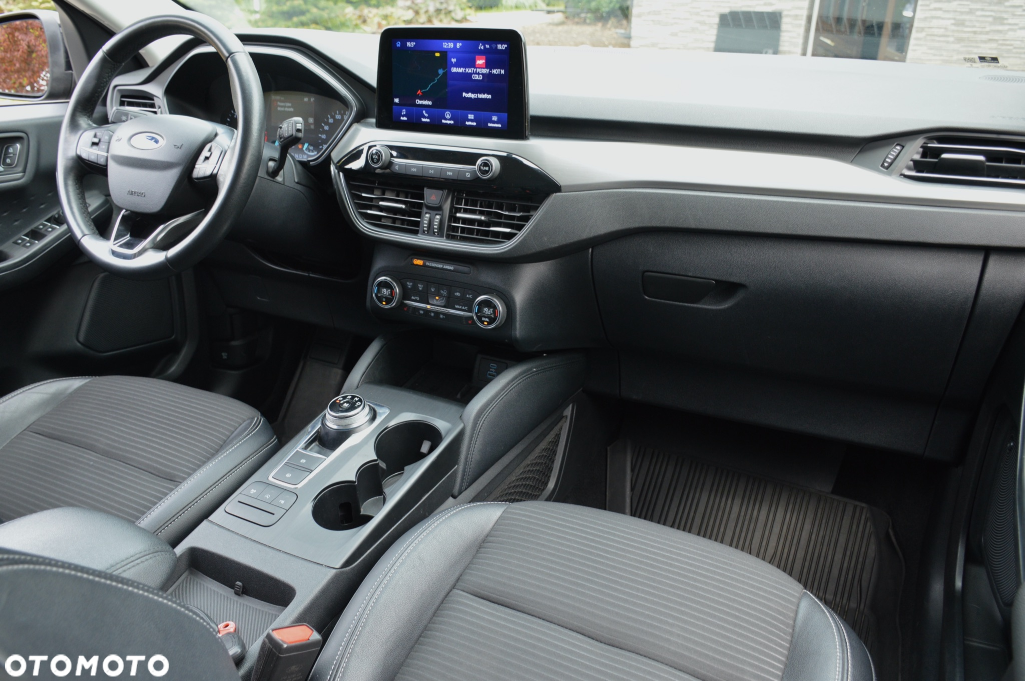 Ford Kuga 2.0 EcoBlue 4x4 TITANIUM - 23
