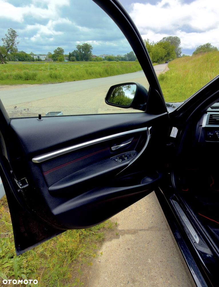BMW Seria 3 318i Sport Line - 16