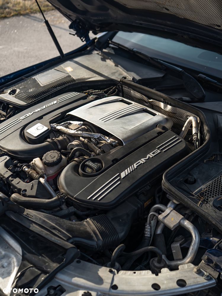 Mercedes-Benz Klasa C AMG 63 - 4