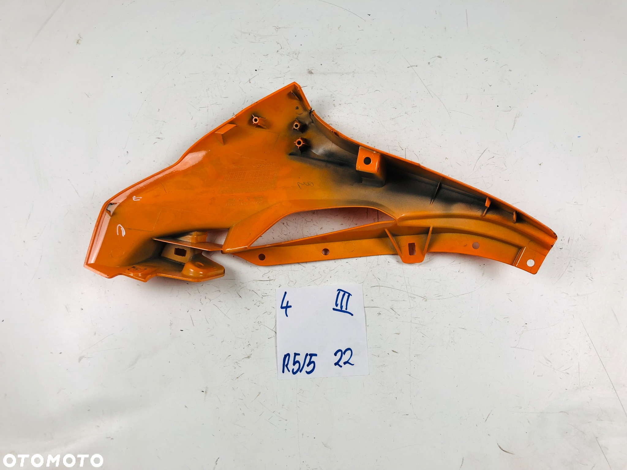 Honda CBR 125 JC 50 11-16 czacha czasza prawa owiewka bok - 6