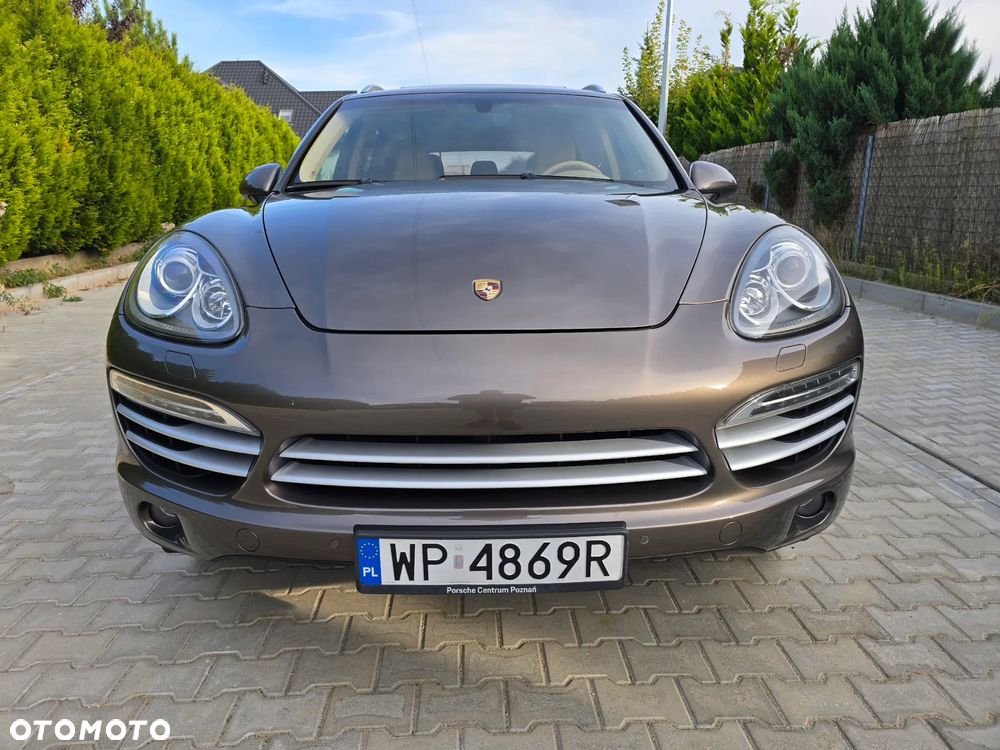 Porsche Cayenne Platinum Edition - 36