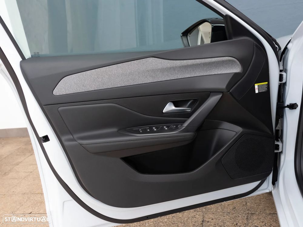 Peugeot 308 SW 1.2 PureTech Allure EAT8 - 15