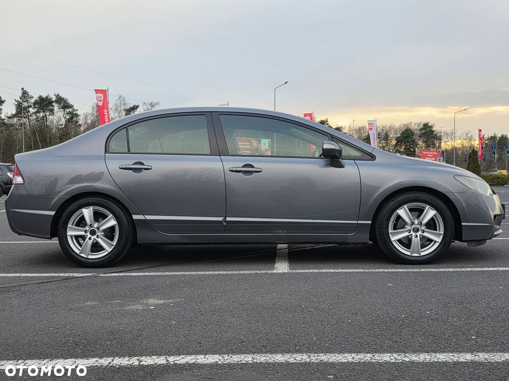 Honda Civic 1.8 Comfort - 6