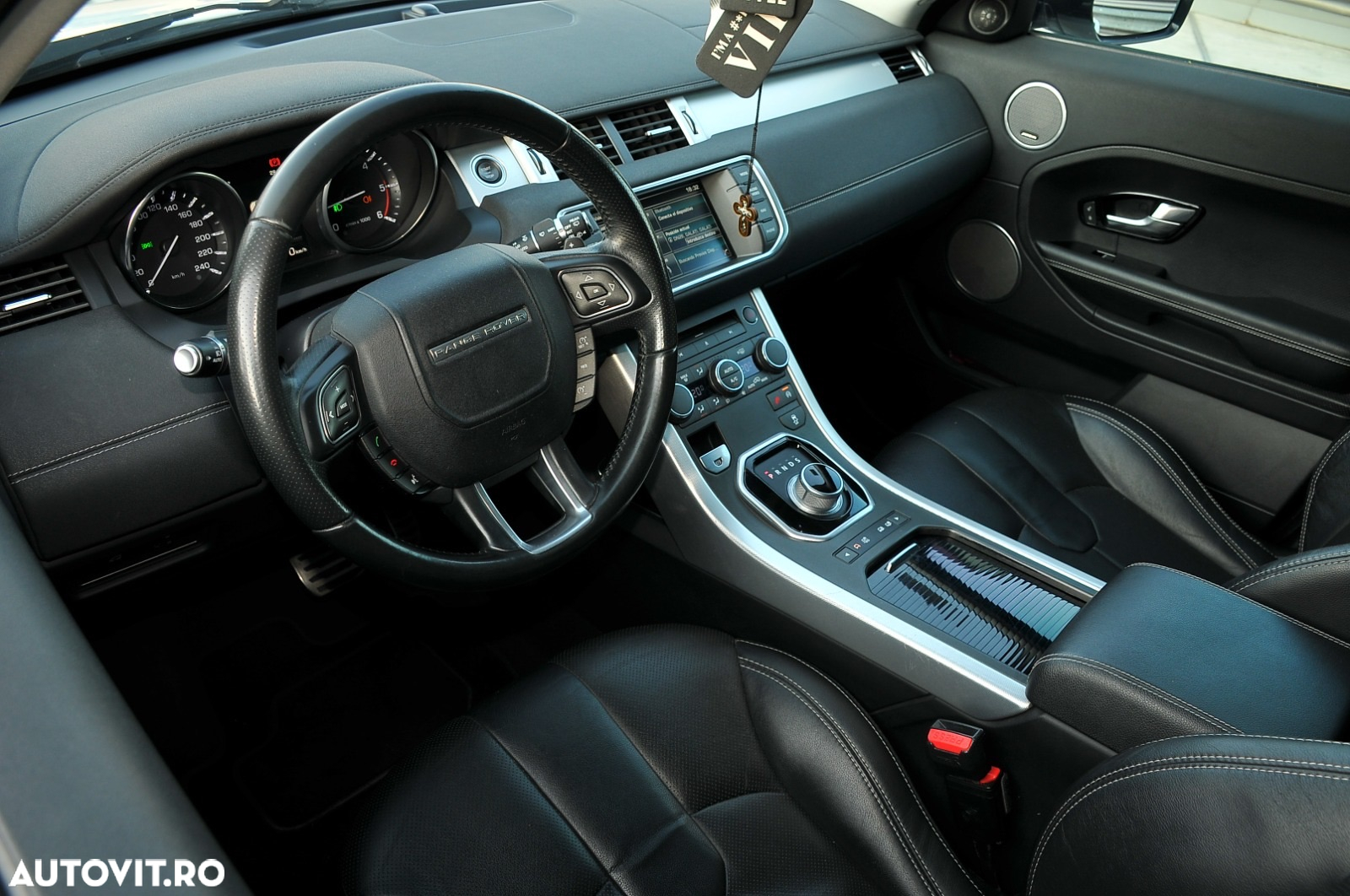 Land Rover Range Rover Evoque - 12