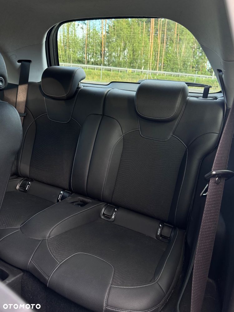 Opel Adam 1.2 - 10