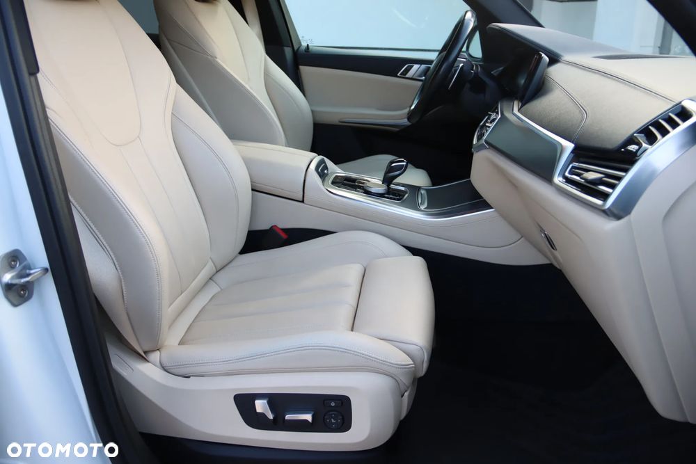 BMW X5 xDrive40i - 20