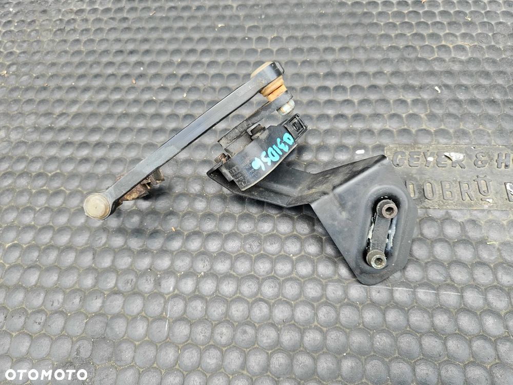 Czujnik 8E0903503 Sterownik Poziomowania Cieglo Swiatel Xenon Wtyczka Audi A4 B6 B7 - 2