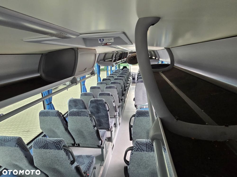 Iveco CROSSWAY/ SPROWADZONY/ 186 000 KM / MANUAL/ 64 MIEJSCA + STOJĄCE - 33